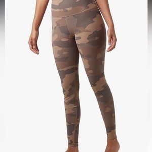 Alo High Waist Vapor Legging in Mocha Camo Size Medium